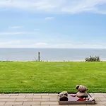 Enwald - 275m From The Sea By Interhome 펜션 Knebel